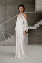Vestido sin hombros cloud dancer