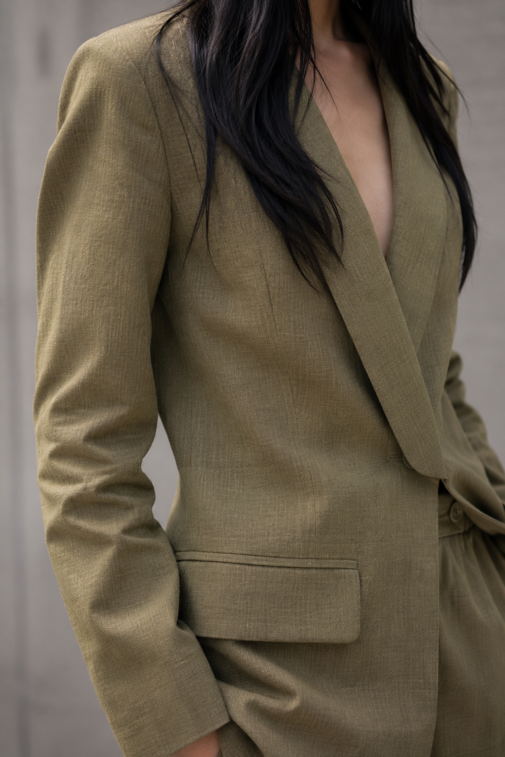 Blazer smoking oliva